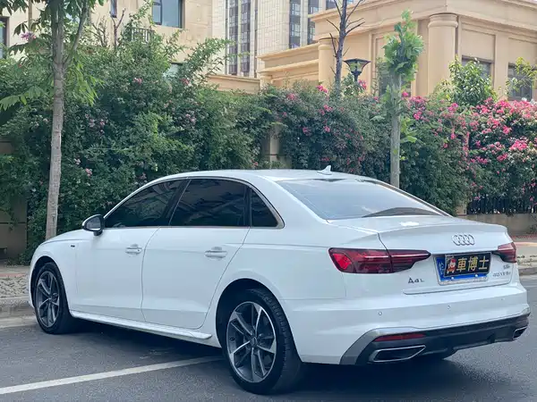 Audi A4L 2020