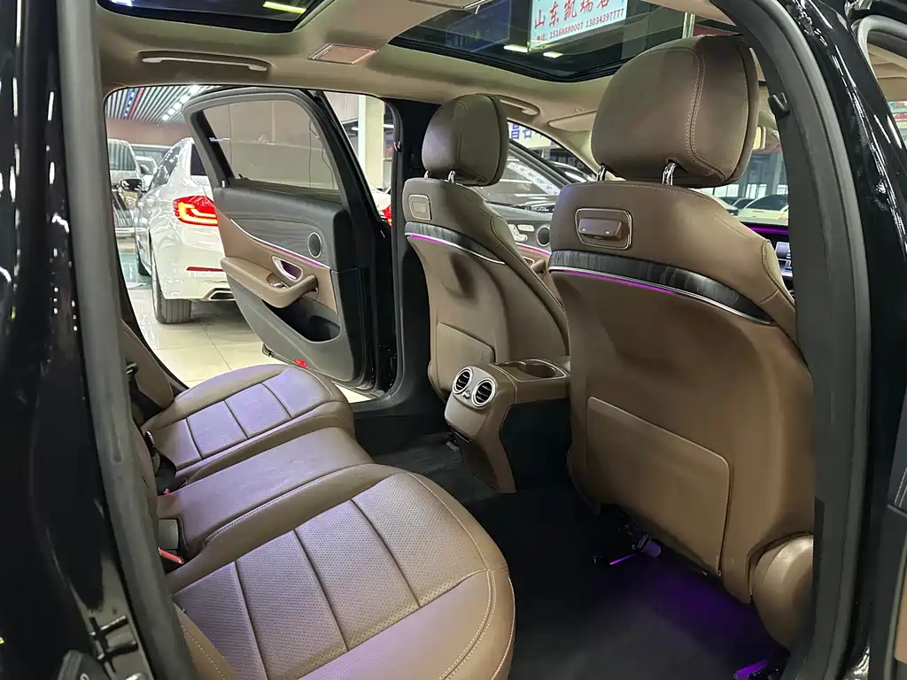 Mercedes-Benz E-Class 2020 — фото 11