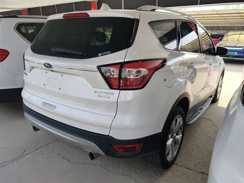 Ford Kuga 2017 — фото 7