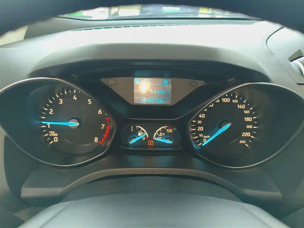 Ford Kuga 2017 — фото 12