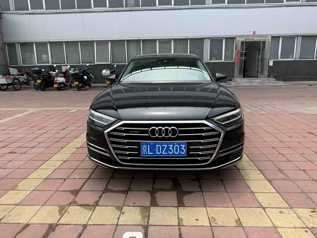 Audi A8 2020 — фото 2