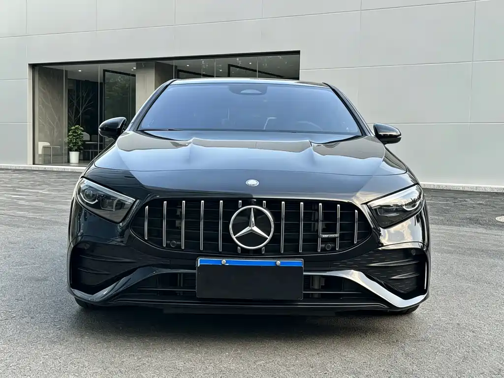 Mercedes-Benz A-Class AMG 2026 — фото 2