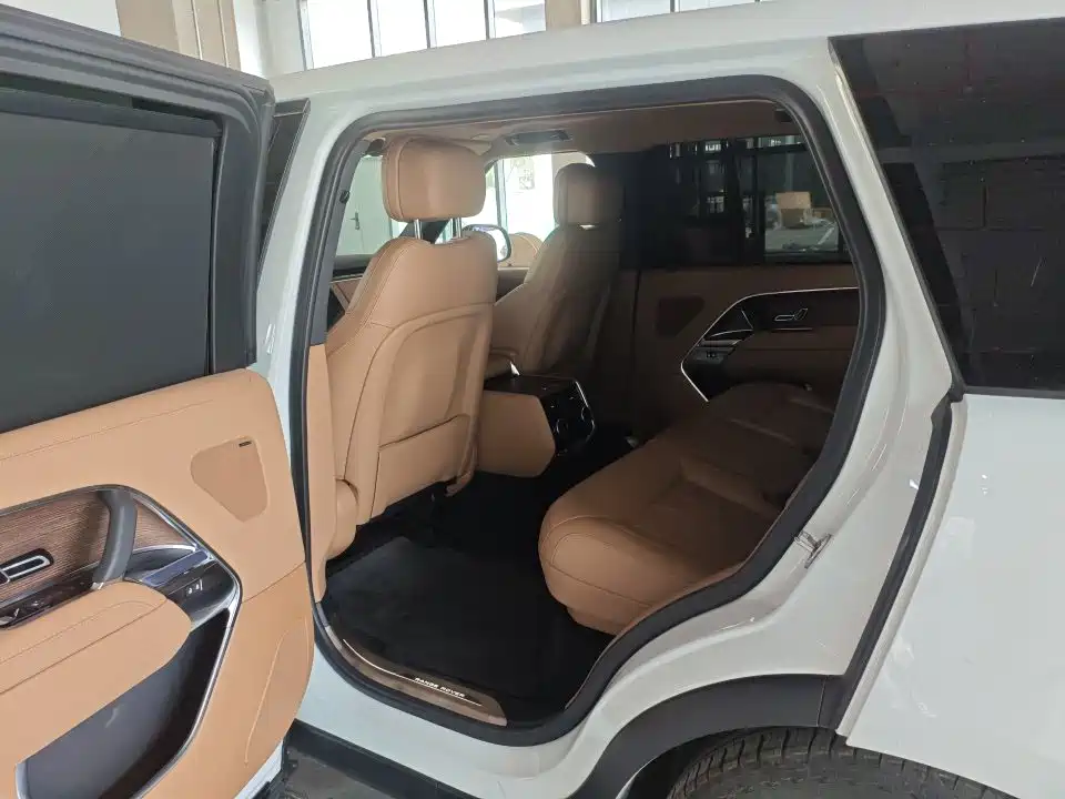 Land Rover Range Rover 2025