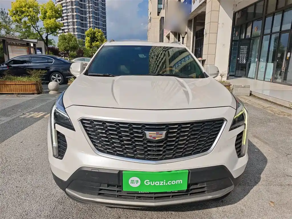 Cadillac XT4 2020 — фото 3
