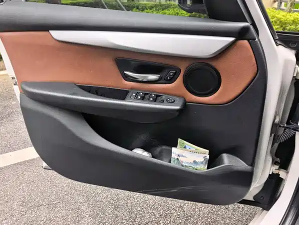 BMW 2 Series Station Wagon 2016