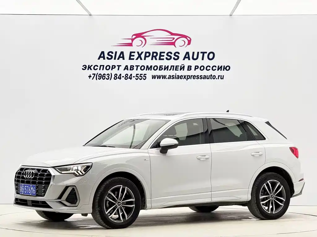 Audi Q3 2021 — фото 1