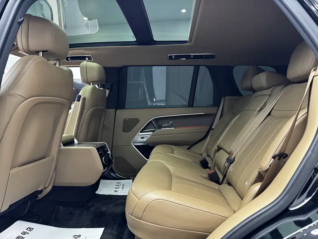 Land Rover Range Rover 2024 — фото 10