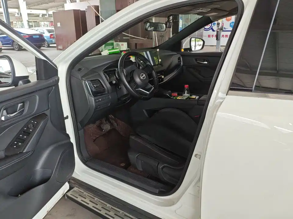 Nissan Fresco 2024