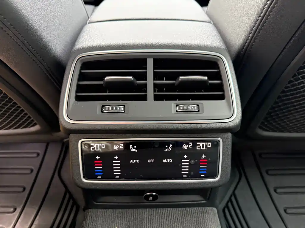 Audi A6 2023 — фото 15