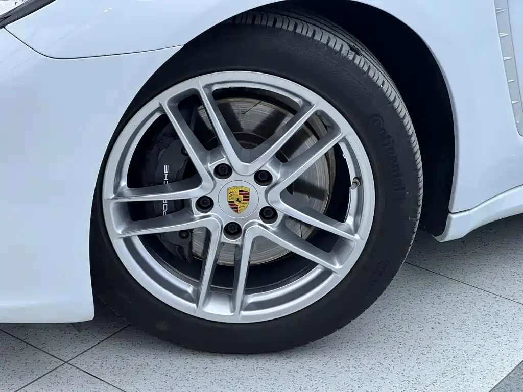 Porsche Panamera 2016 — фото 8