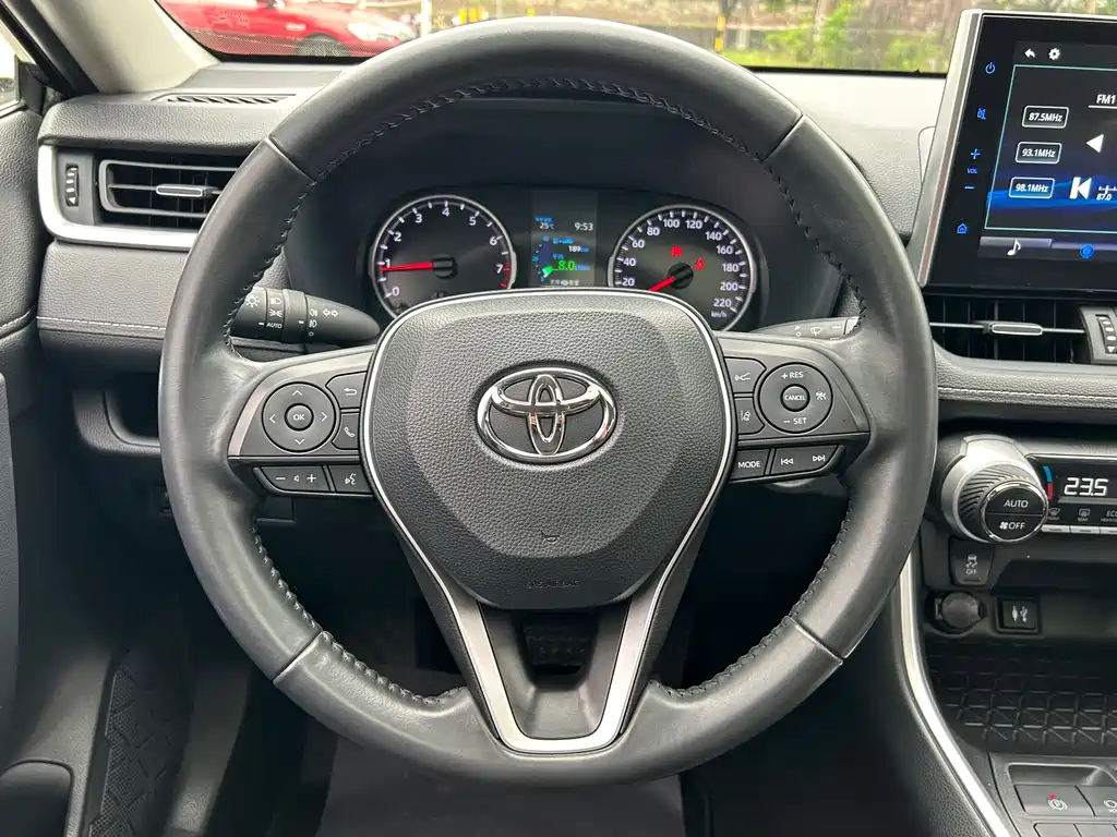 Toyota Wildlander 2022 — фото 22