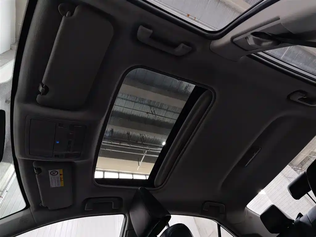 Toyota Corolla 2019 — фото 14