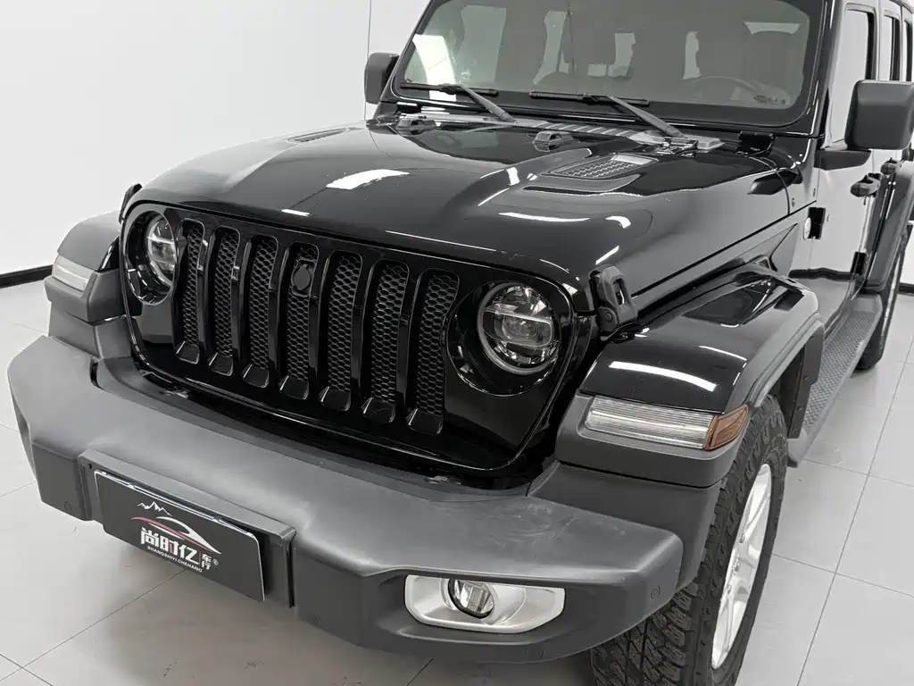 Jeep Wrangler 2020 — фото 8
