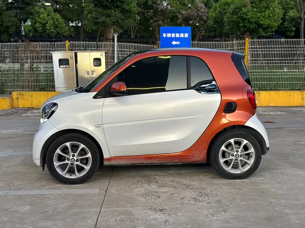 smart fortwo 2017 — фото 6