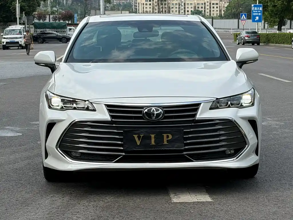 Toyota Avalon 2020