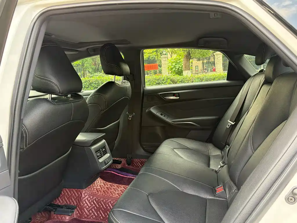Toyota Avalon 2020