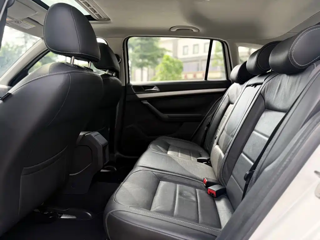 Volkswagen Gran Lavida 2016