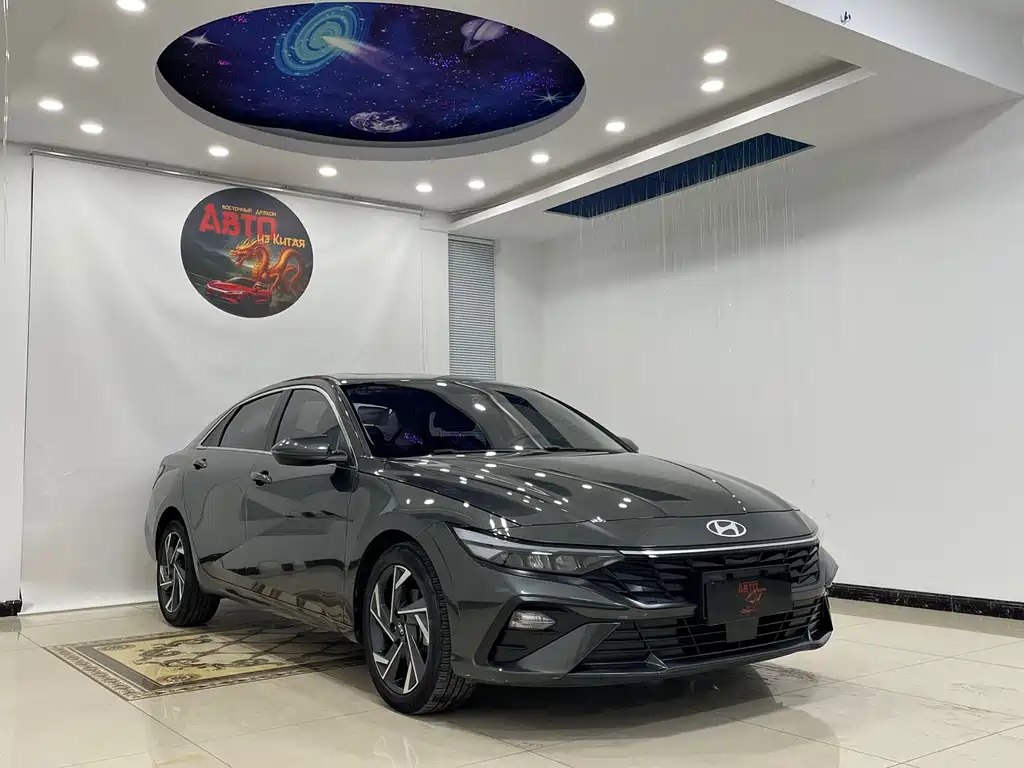 Hyundai Elantra 2024