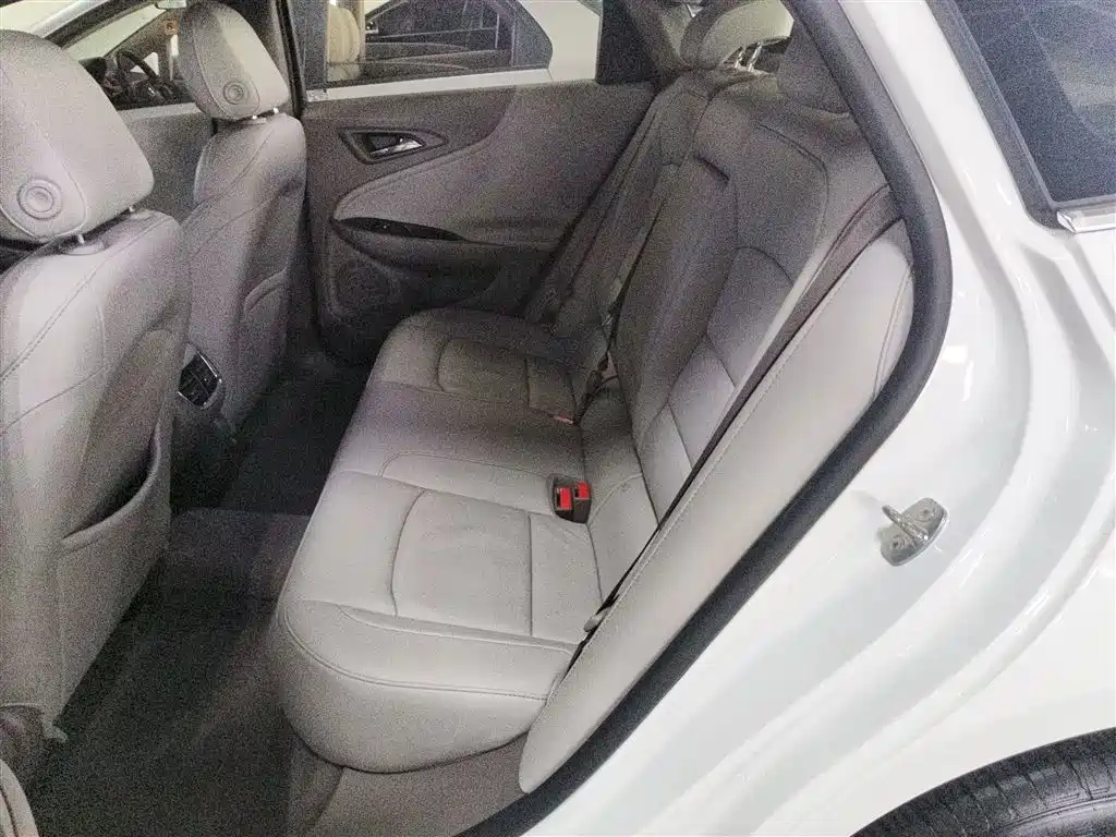 Chevrolet Malibu XL 2018 — фото 17
