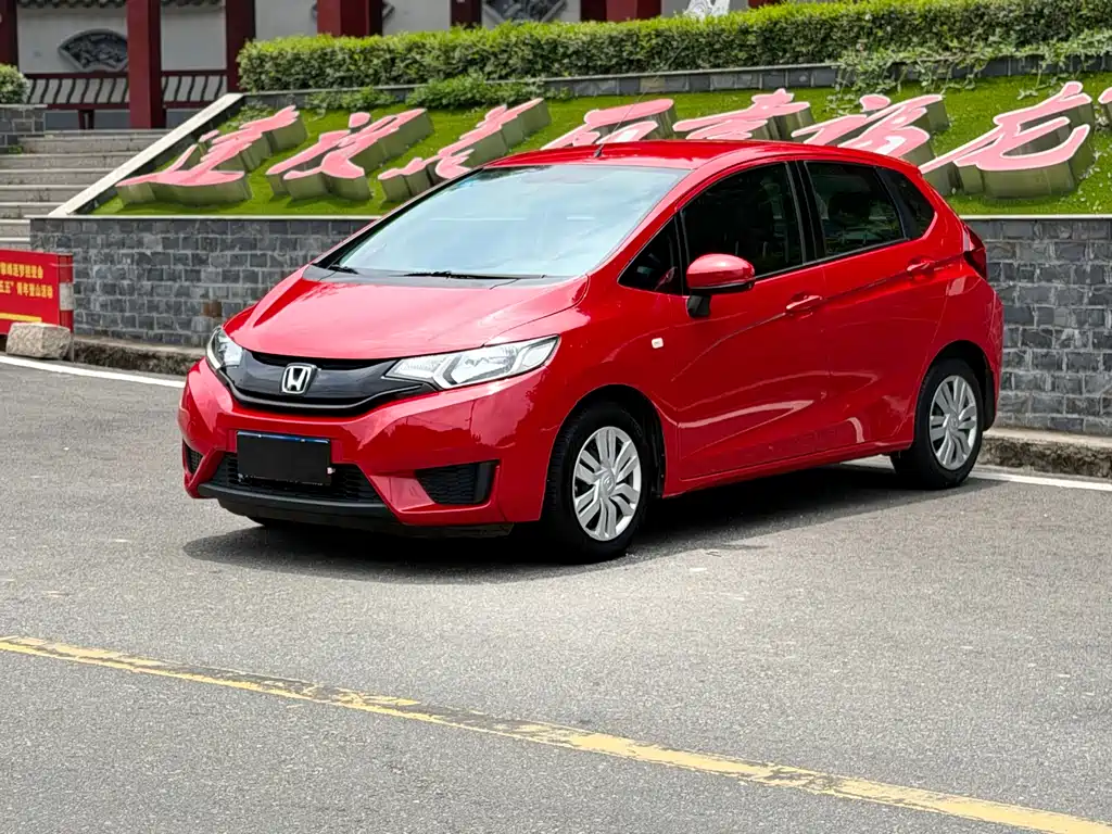 Honda Fit 2016 — фото 1
