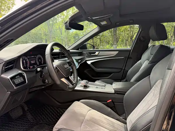 Audi A6L 2020