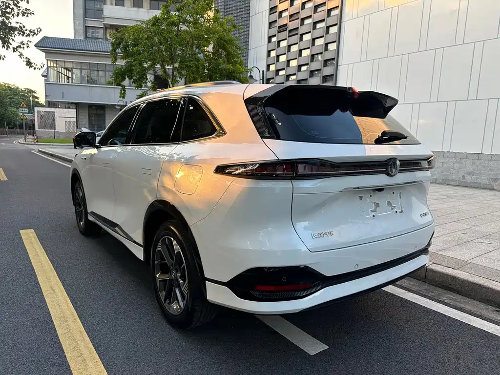 Changan CS75PLUS 2025 — фото 7