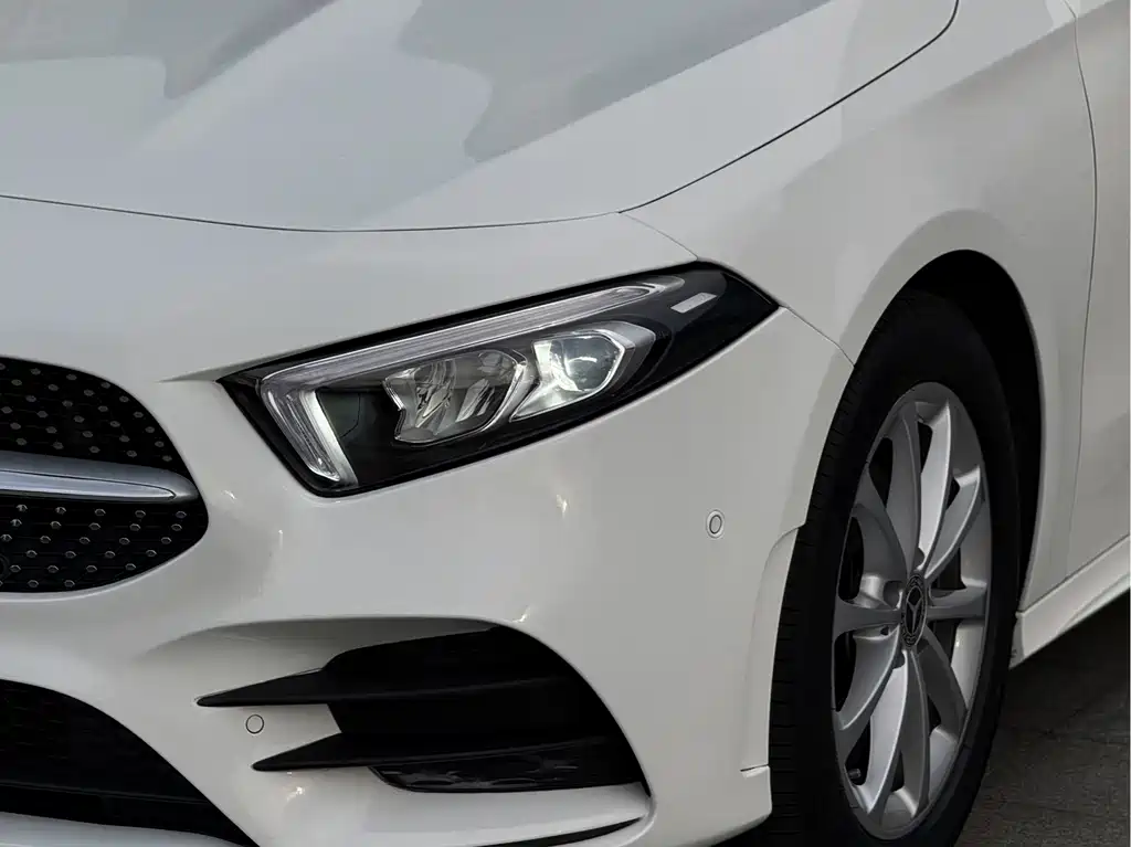 Mercedes-Benz A-Class 2021 — фото 20