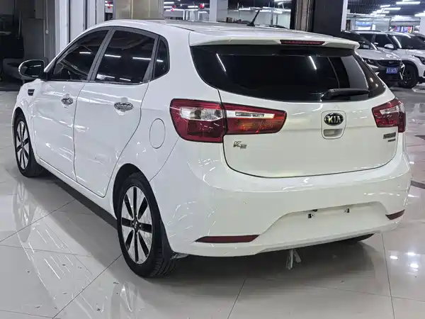 Kia K2 2012