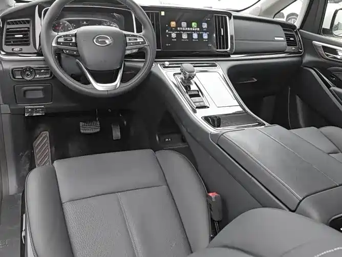 GAC Trumpchi M8 2021 — фото 4