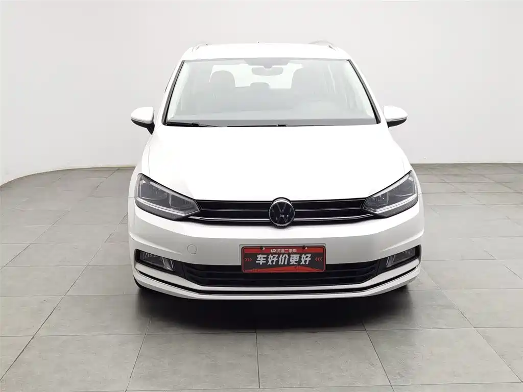 Volkswagen Touran 2016