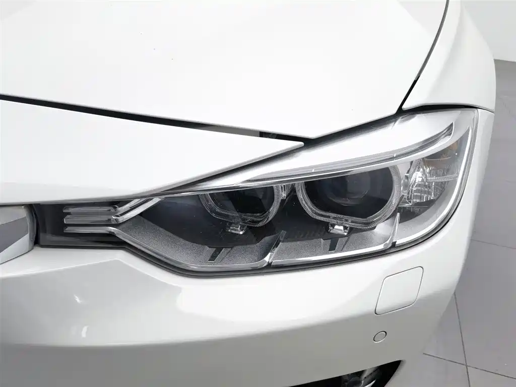 BMW 3 Series 2015
