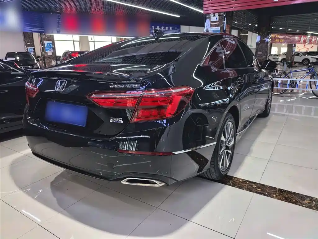Honda Inspire 2021 — фото 9