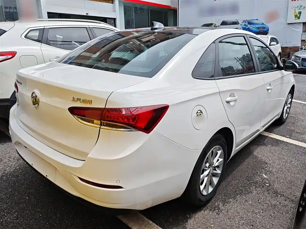 Buick Excelle 2019 — фото 7