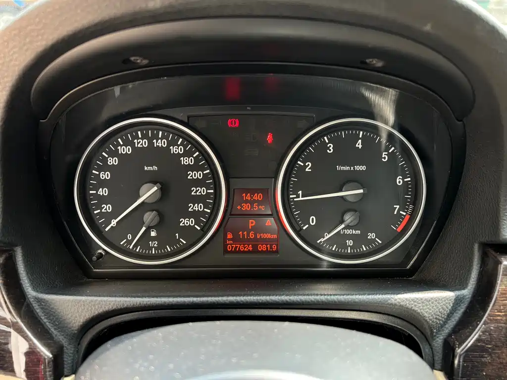 BMW 3 Series 2012 — фото 14