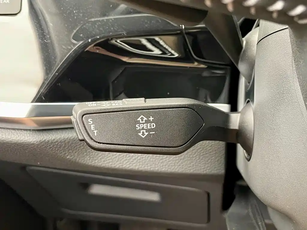 Audi Q3 2021 — фото 17