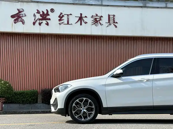 BMW X1 2021