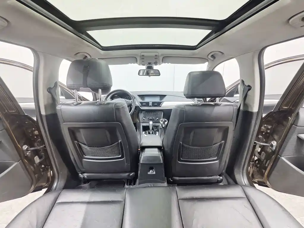 BMW X1 2013 — фото 10