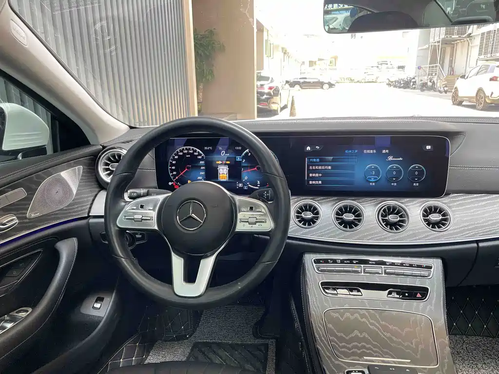 Mercedes-Benz CLS 2021 — фото 11