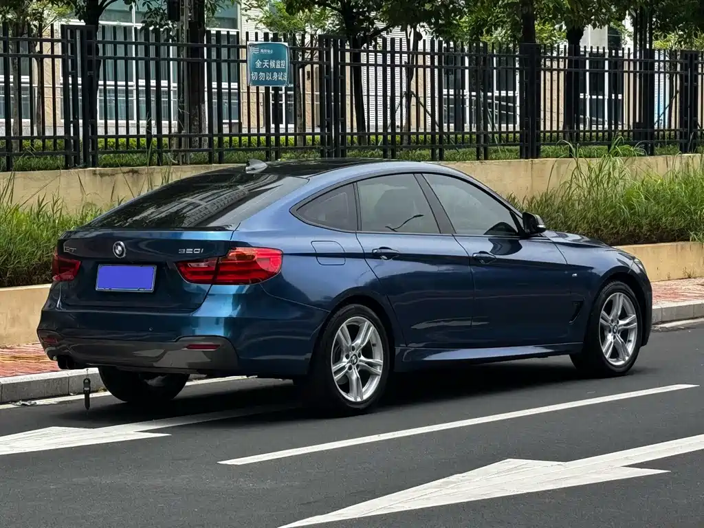 BMW 3 Series GT 2016 — фото 21