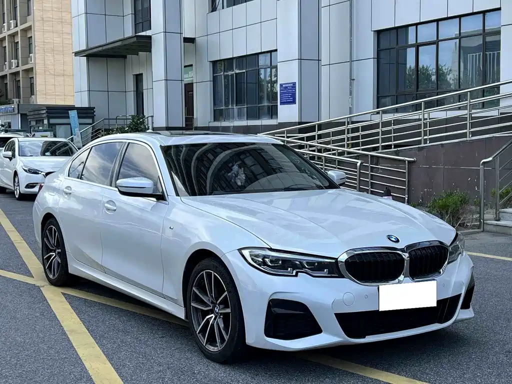 BMW 3 Series 2021