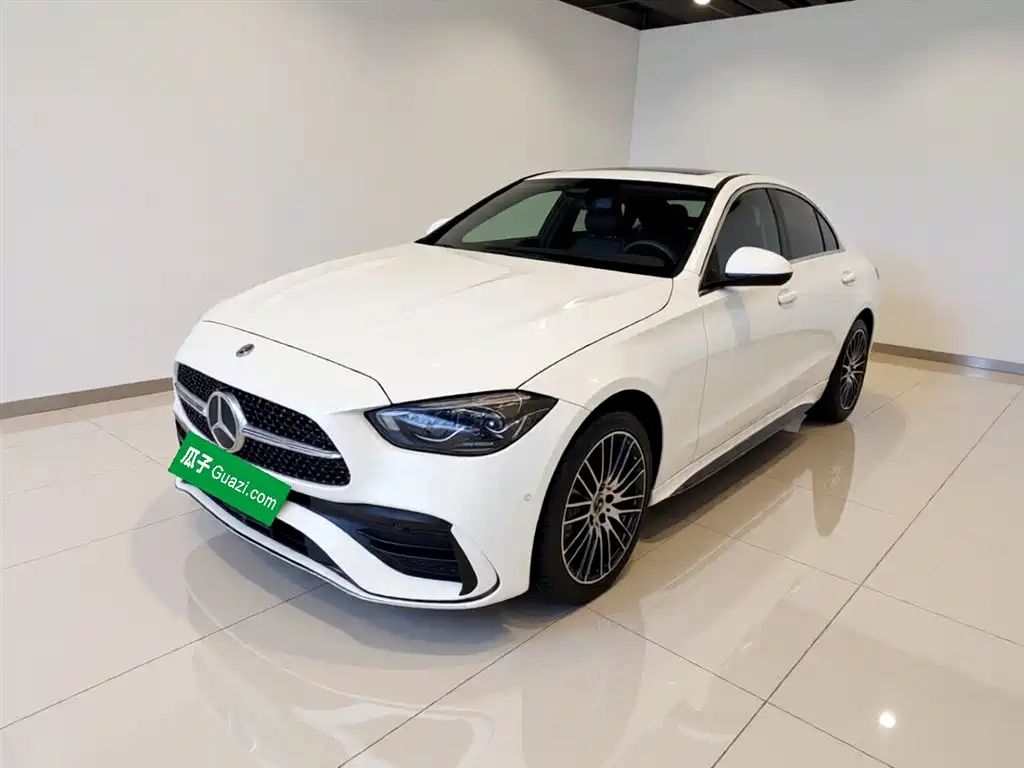 Mercedes-Benz C-Class 2024 — фото 1