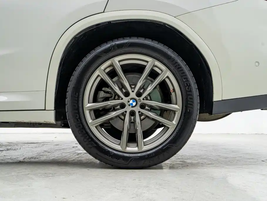 BMW X4 2020 — фото 21