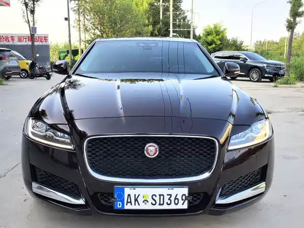 Jaguar XFL 2018