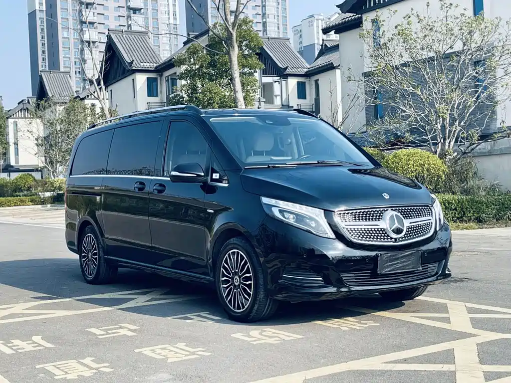 Mercedes-Benz V-Class 2020 — фото 3
