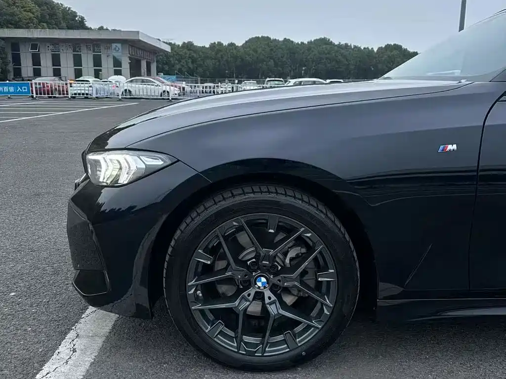BMW 3 Series 2025