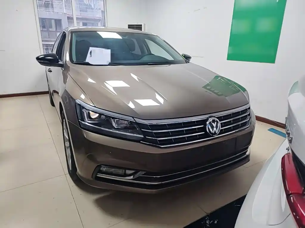 Volkswagen Passat 2017 — фото 3