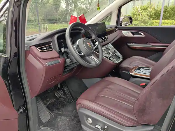 Hongqi HQ9 2023