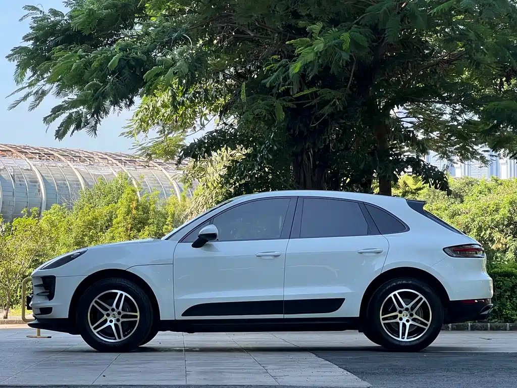 Porsche Macan 2019 — фото 7