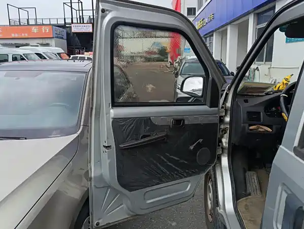 Wuling Rongguang 2014