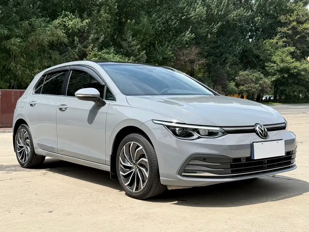 Volkswagen Golf 2022